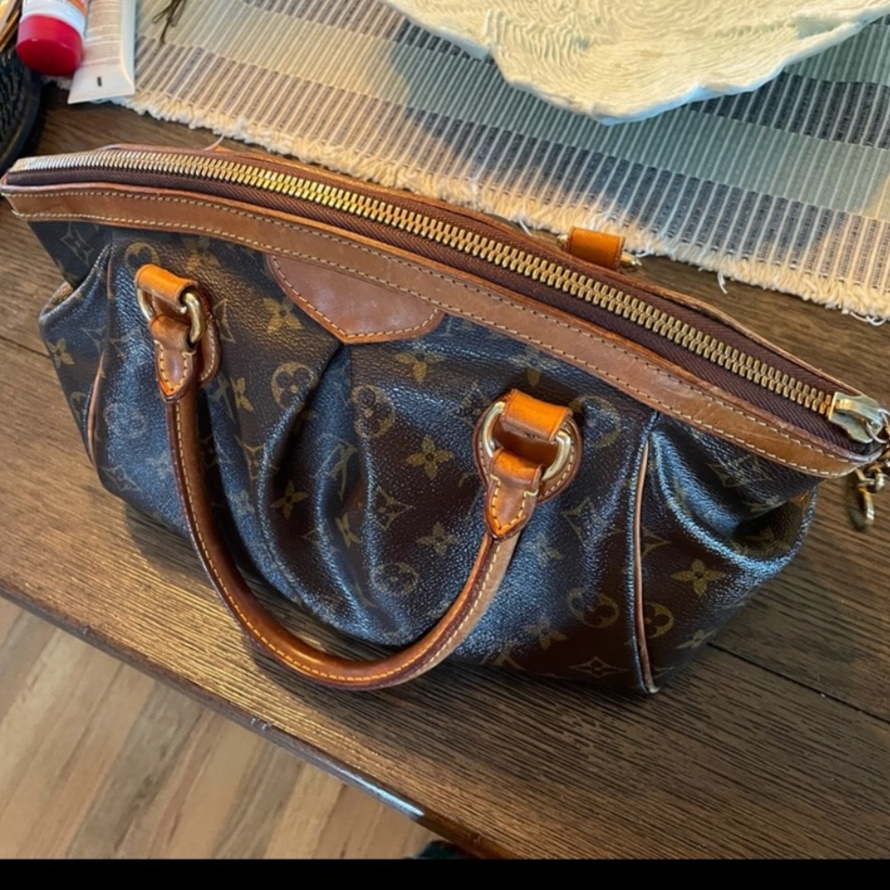 LV shoulder bag - Picture 8 of 10